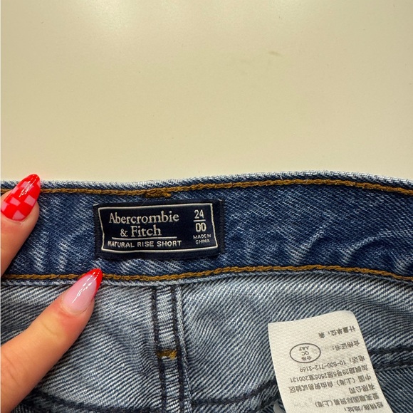 abercrombie denim shorts - Picture 2 of 3